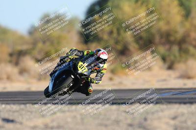 media/Dec-07-2024-CVMA (Sat) [[21c5f1ef85]]/Race 11-Amateur Supersport Open/